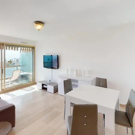 74e - Beau 2pavec Grande Terrasse Et Magnifique Vue *